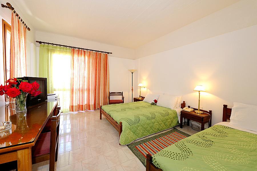 Milos Garden Apartment Adamantas  Exterior photo